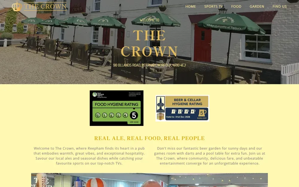 The pub website for The Crown Reepham shown on a desktop browser